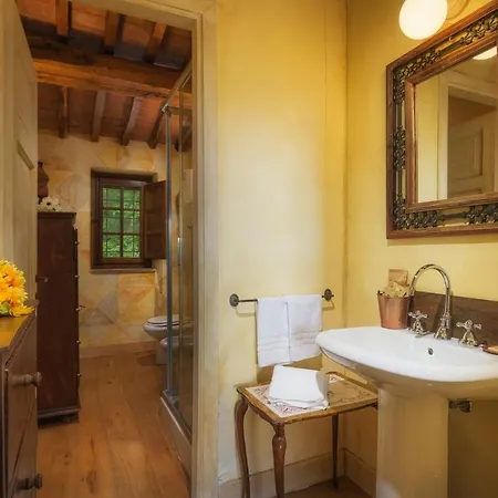 Podere Santa Croce 10, Emma Villa *