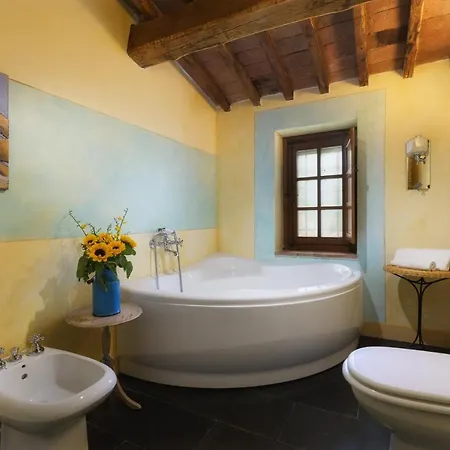 Podere Santa Croce 10, Emma Villa Radicondoli