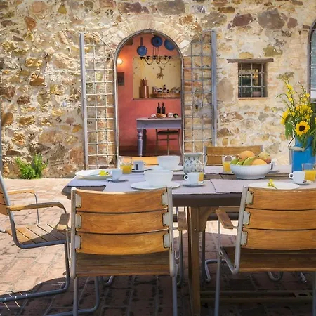 Podere Santa Croce 10, Emma Radicondoli